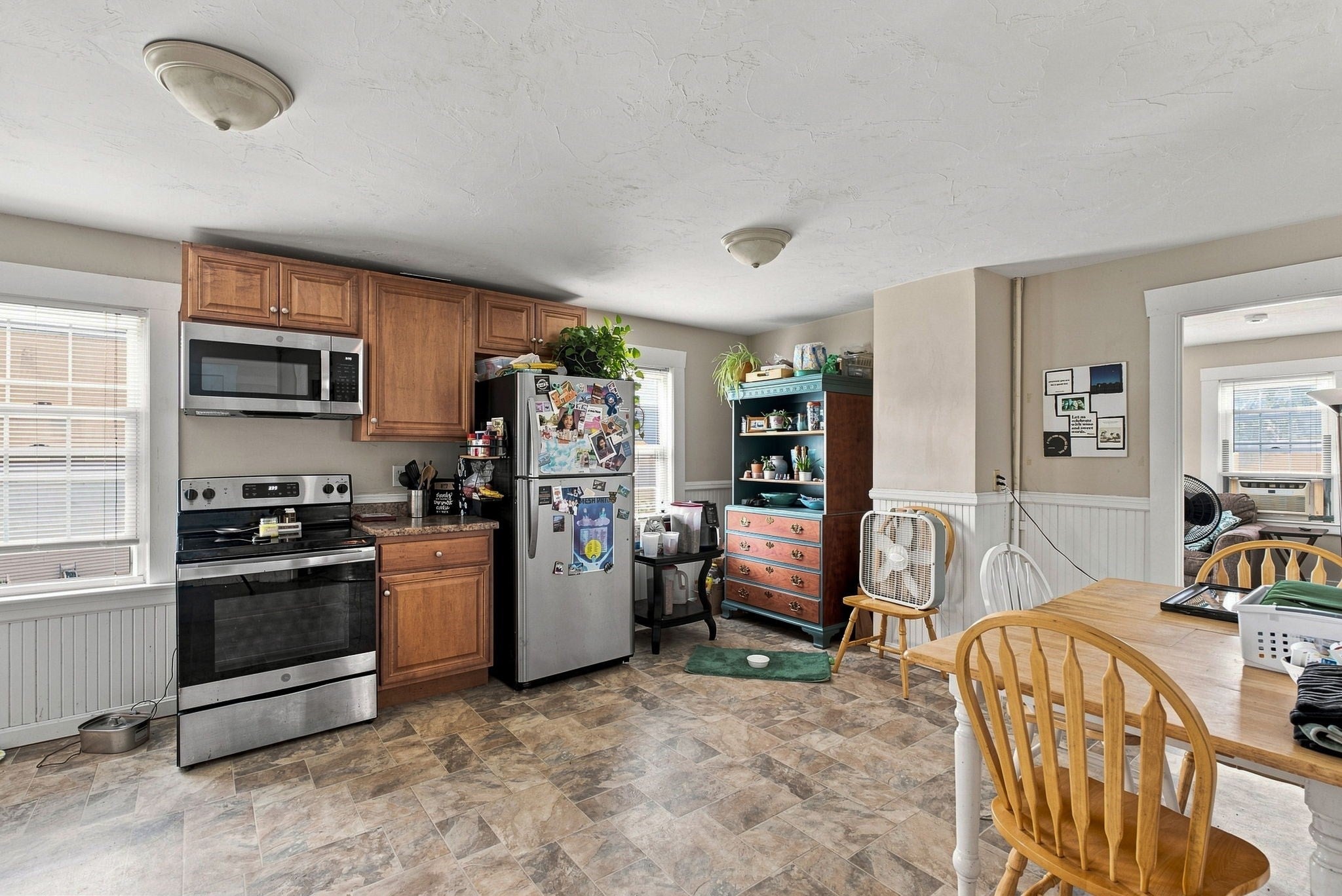 247 Millbury Ave, Millbury, MA Photo #23