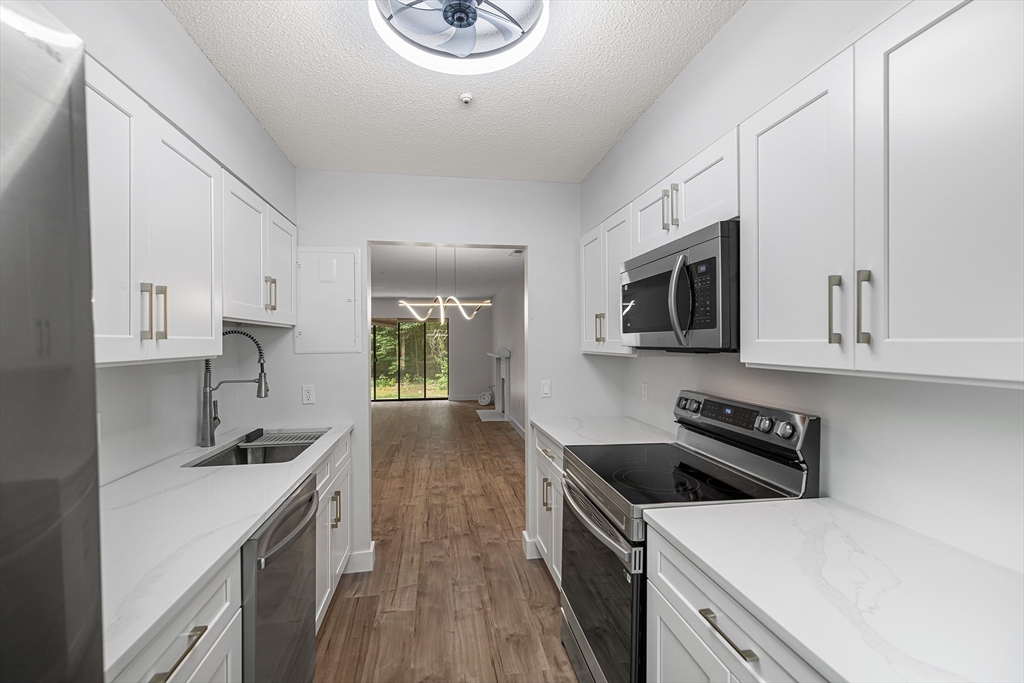 23 Highwood Dr 23