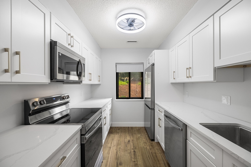 23 Highwood Dr 23
