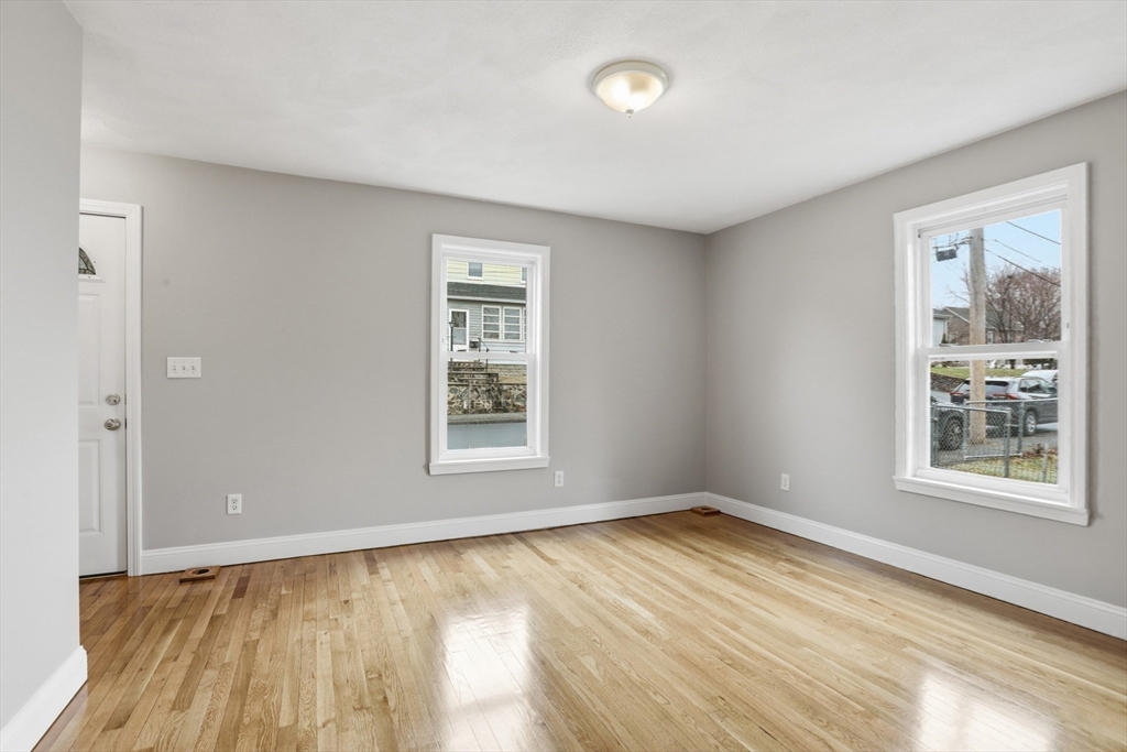 20 Buck St, Woburn, MA Photo #10