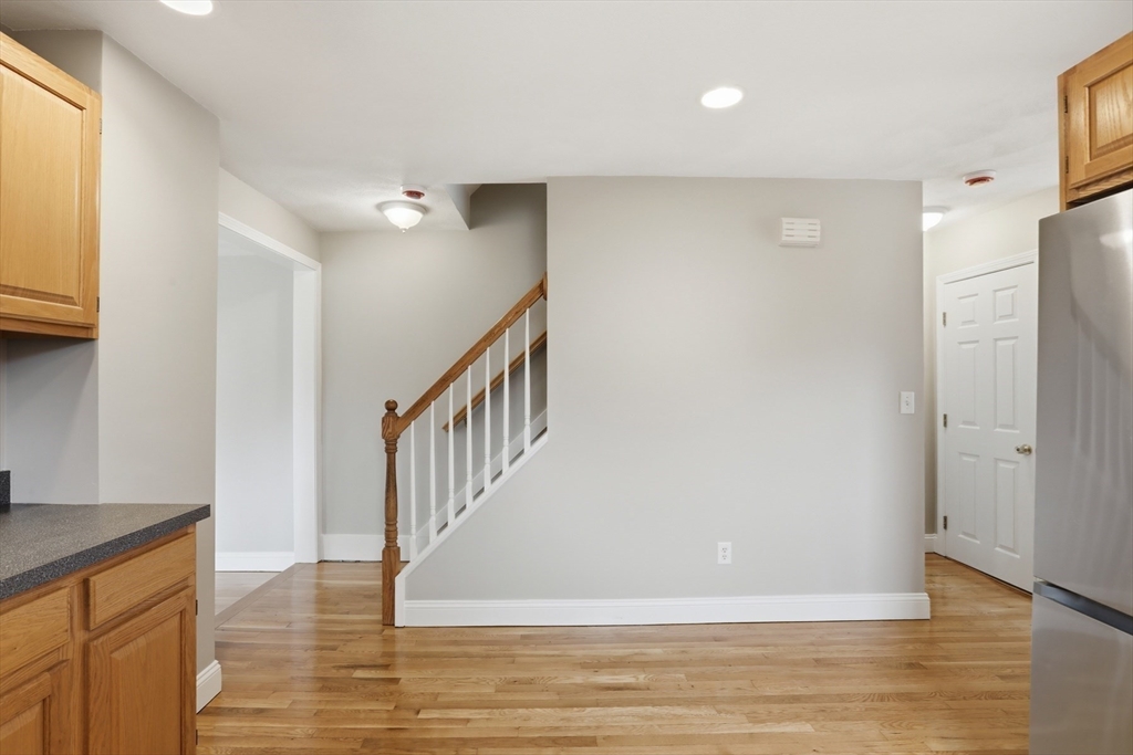 20 Buck St, Woburn, MA Photo #16