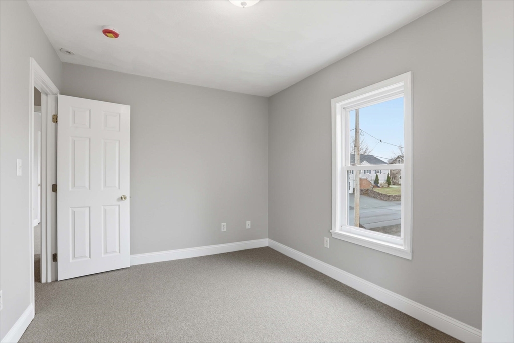 20 Buck St, Woburn, MA Photo #22