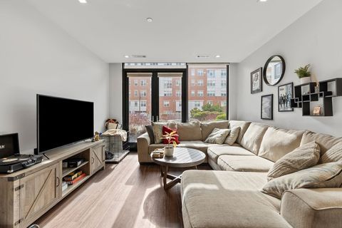 99 Sumner St 101 Boston MA 02128