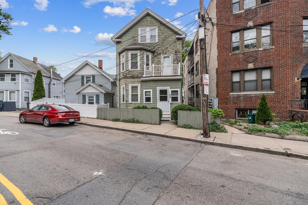 439 Walnut Avenue
