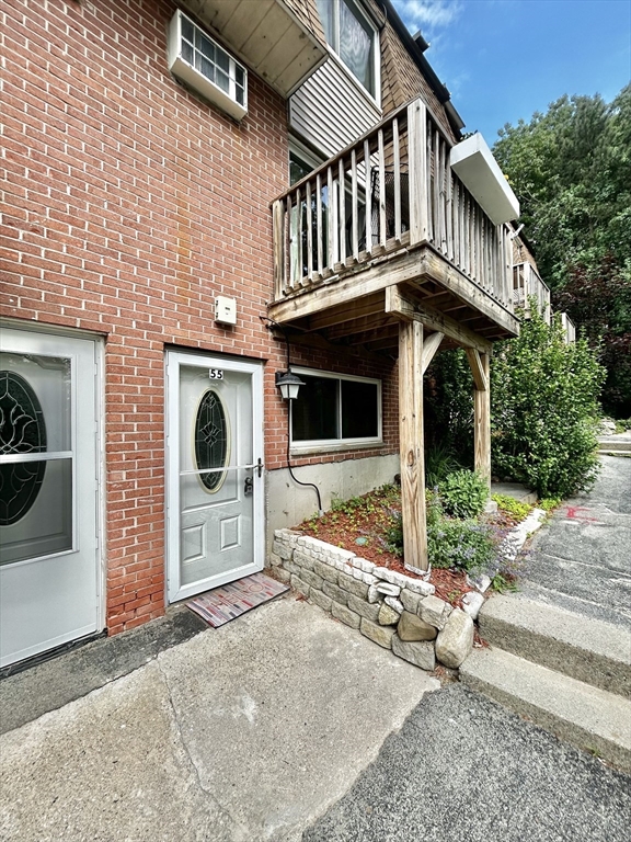 645 Robbins Ave 55