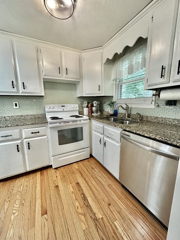 645 Robbins Ave 55