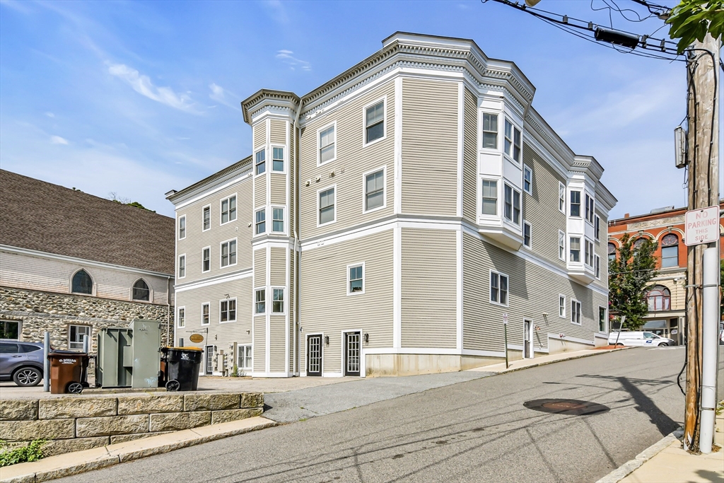 104 Main St #2, Amesbury, MA Photo #24