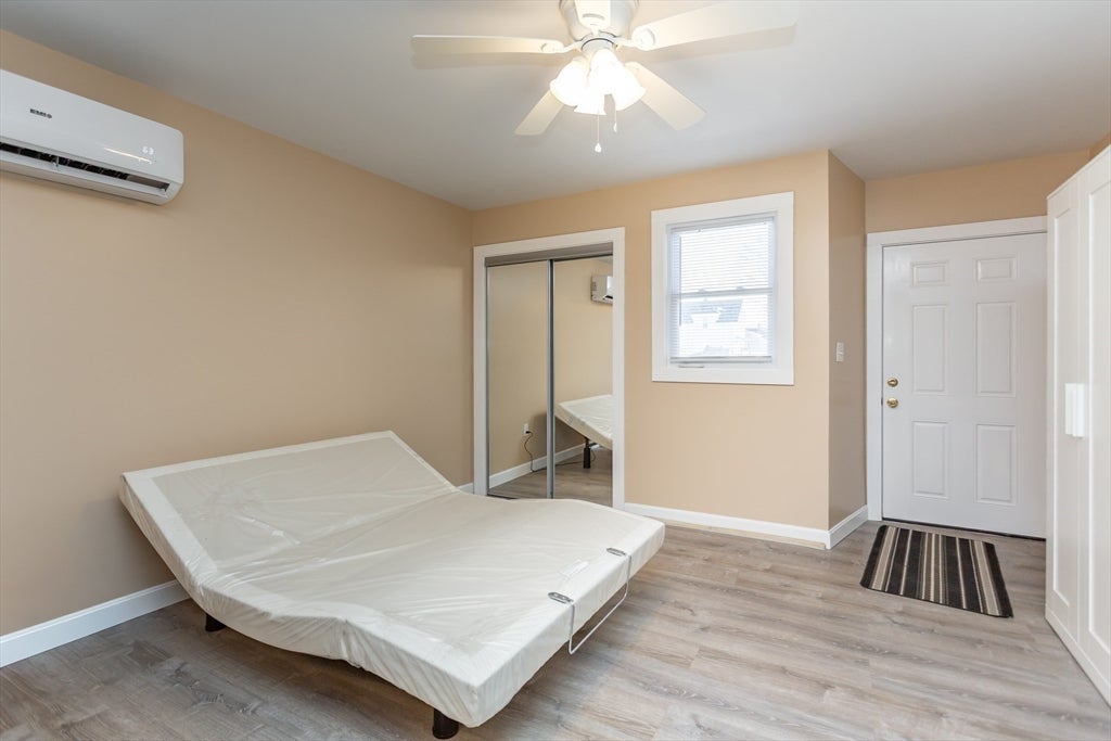 521 Kempton St, New Bedford, MA Photo #8