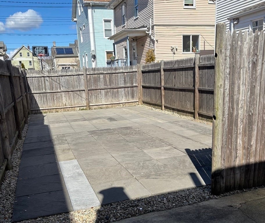 521 Kempton St, New Bedford, MA Photo #17
