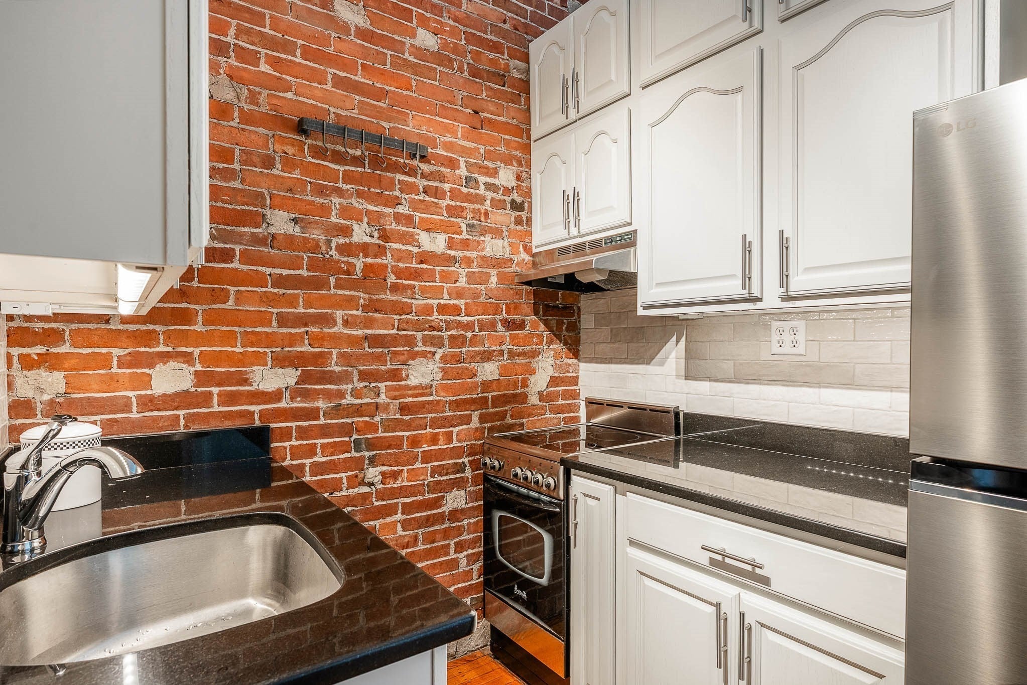 411 Beacon St #5, Boston, MA, 411 Beacon St #5, Boston, MA Photo #7