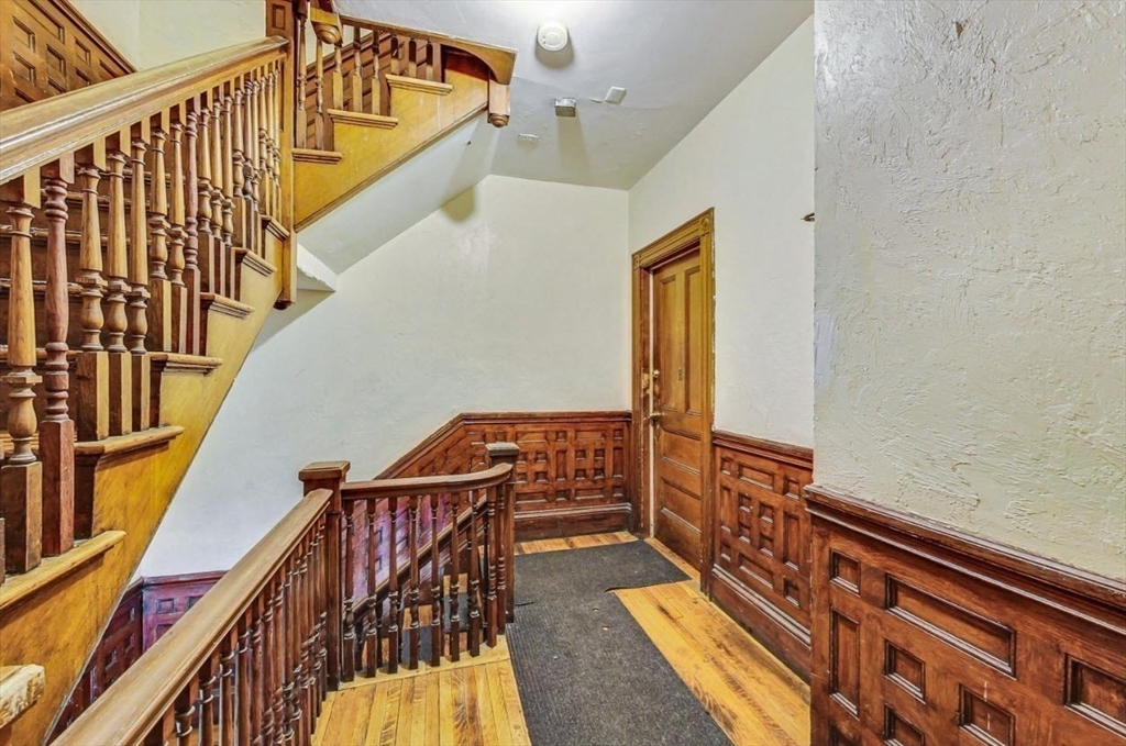 472 Warren St, Boston, MA Photo #6