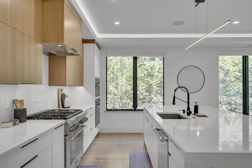 1242 Beacon St 1242