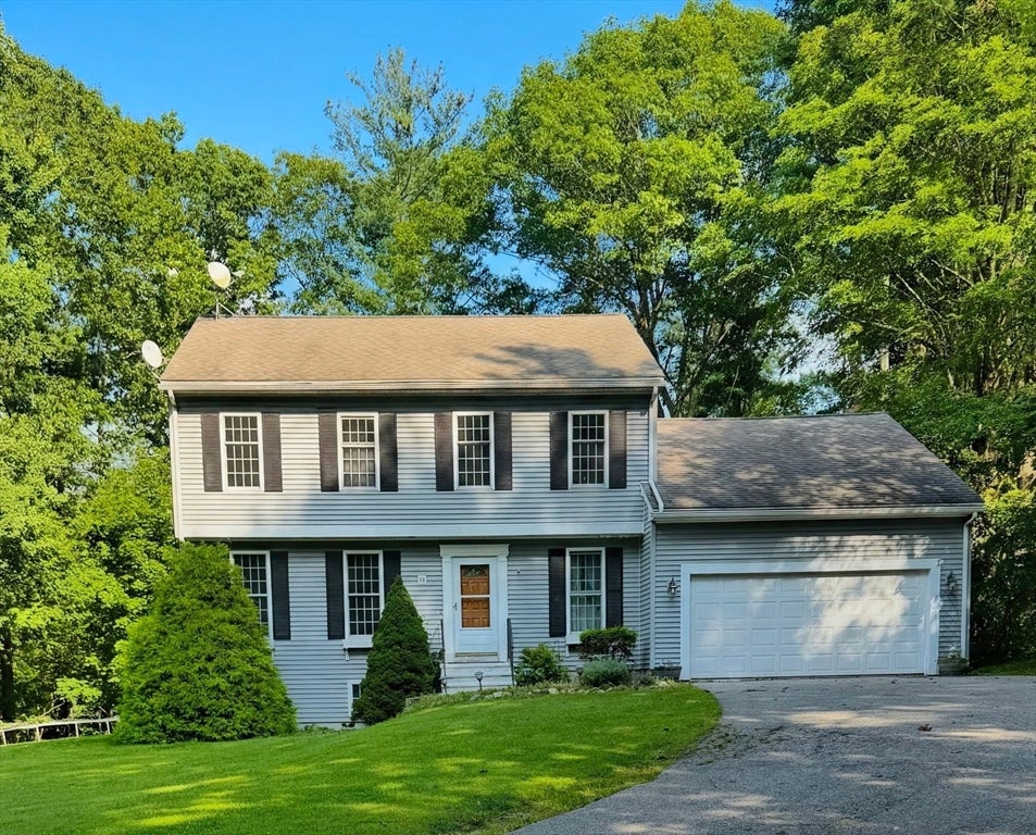 Photo of 38 Lake St, Spencer, MA