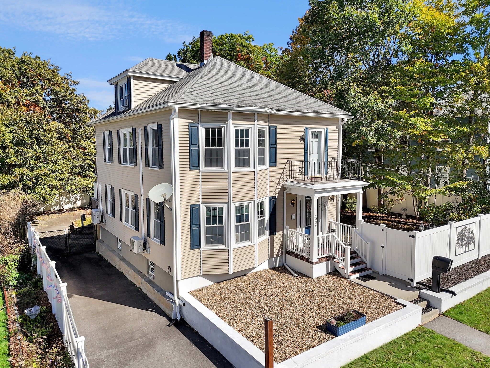 25 Wasa St, Gardner, MA Photo #1