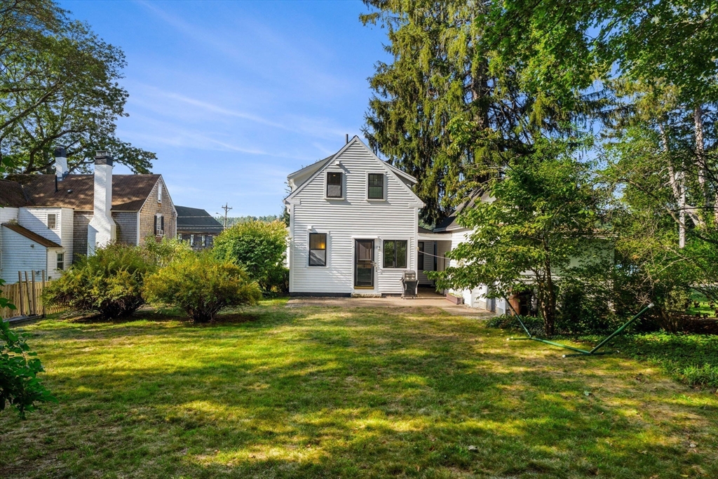 486 Main St