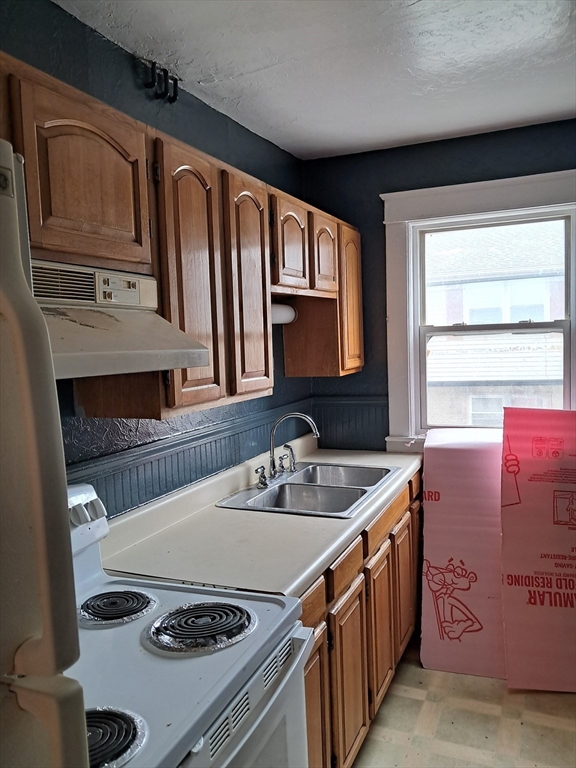 146 Charlton St 1