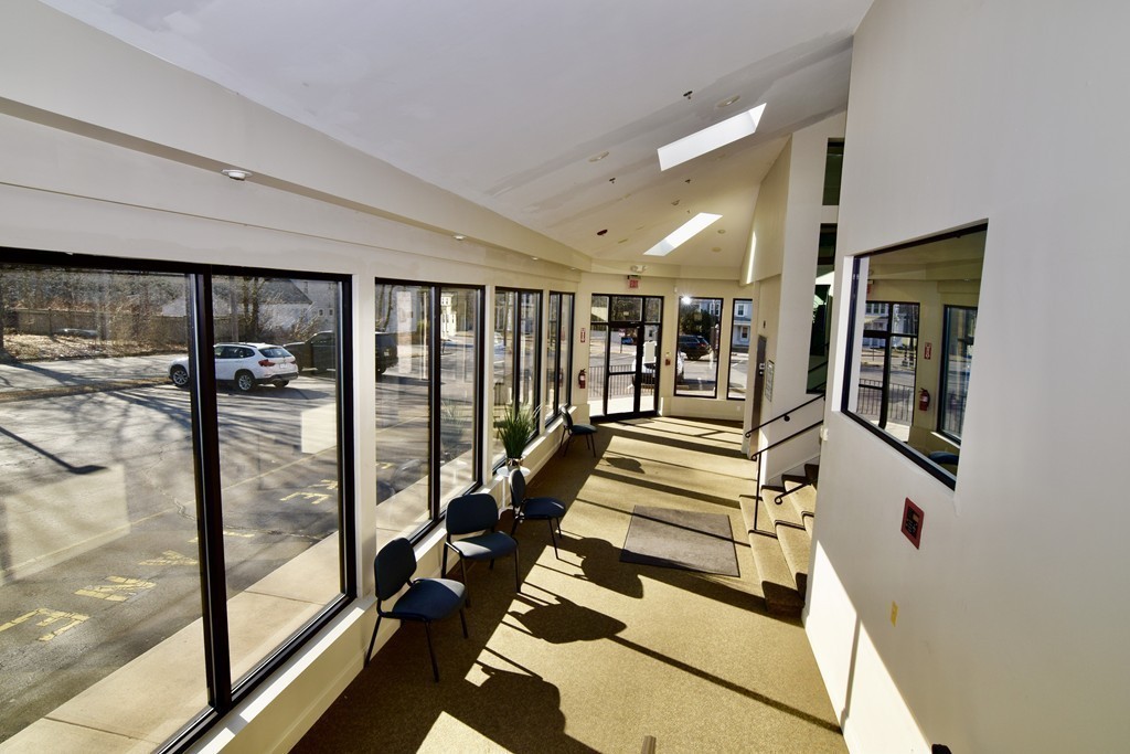 169 N Franklin Street 5