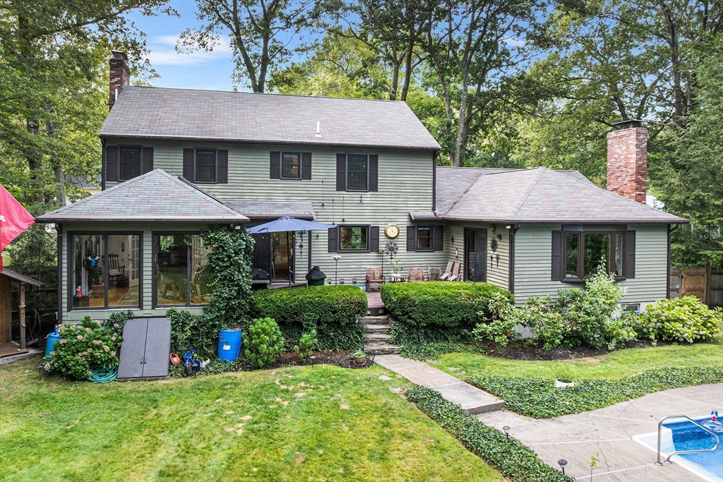 20 Olde Colony Dr