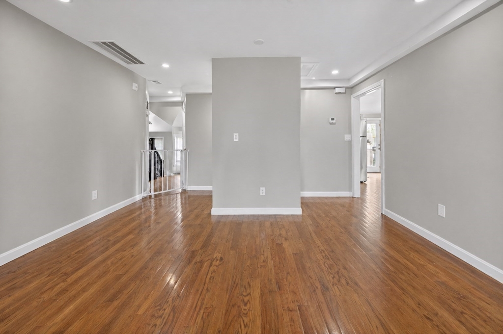 37 Stonehurst St, Boston, MA Photo #11