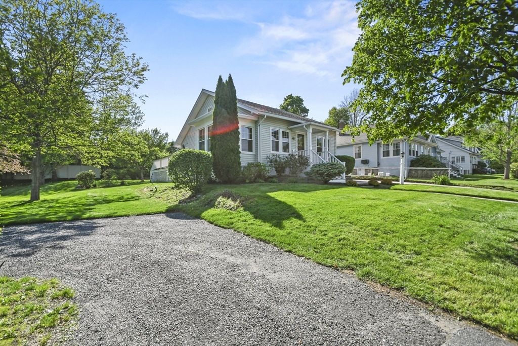 16 Longmeadow Avenue