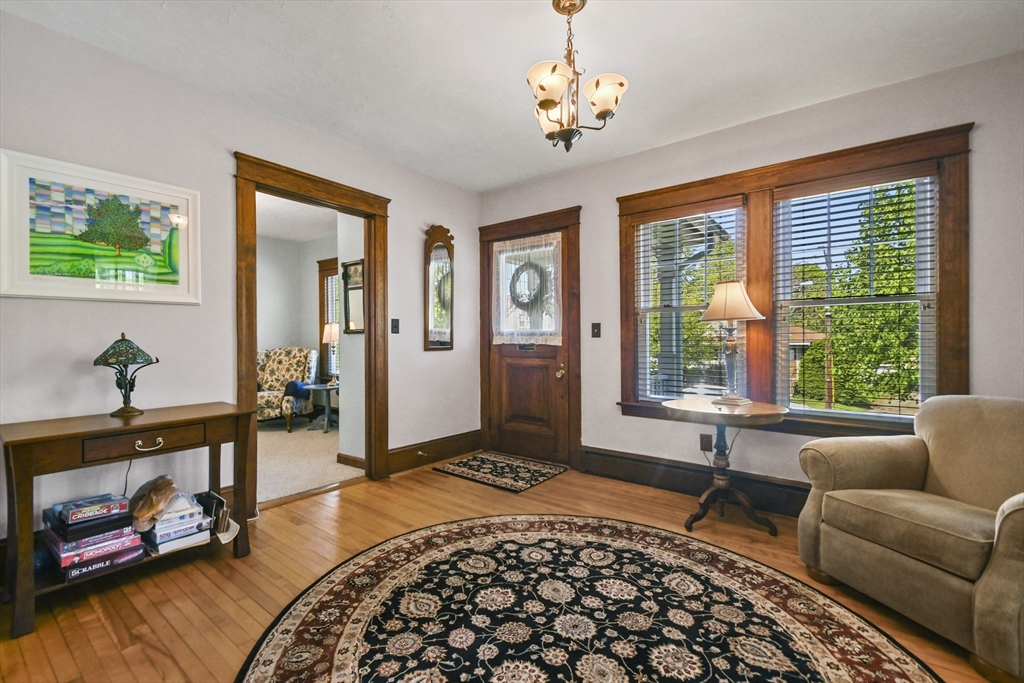 16 Longmeadow Avenue
