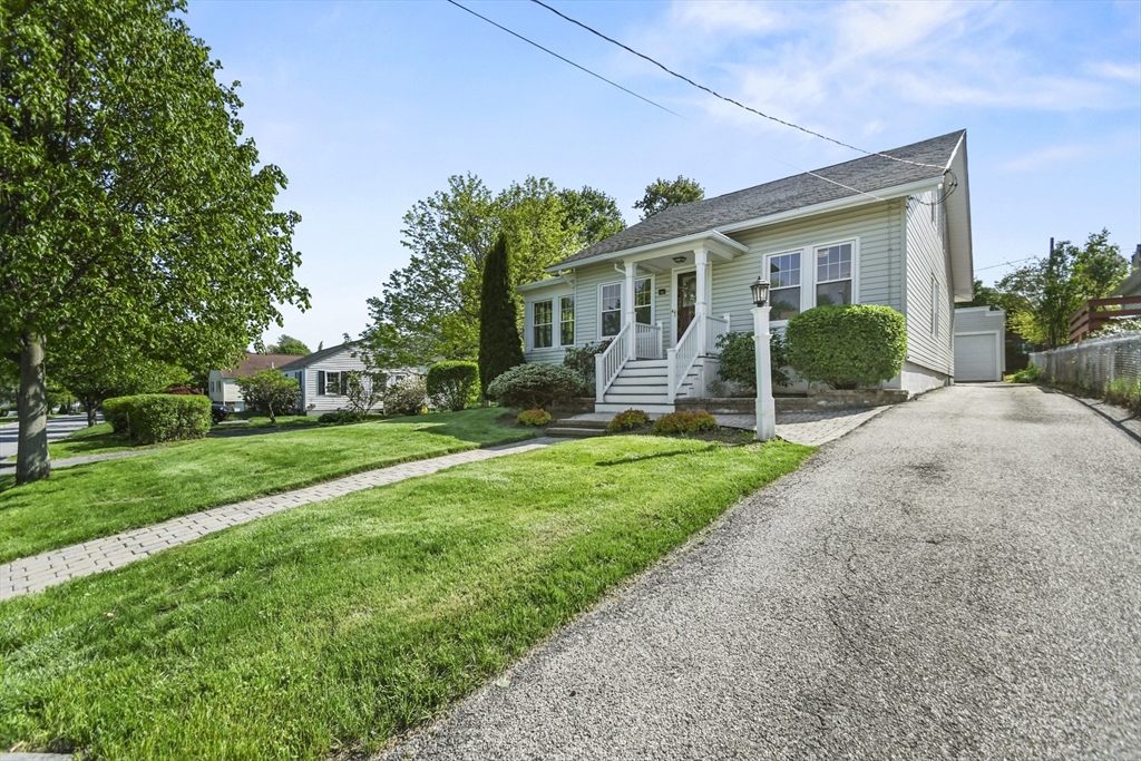 16 Longmeadow Avenue