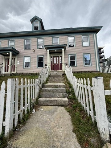 Photo of 92 Day St, Fitchburg, MA
