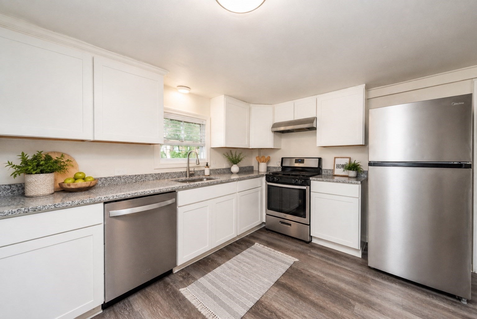 163 Highland St, Clinton, MA, 163 Highland St, Clinton, MA Photo #6