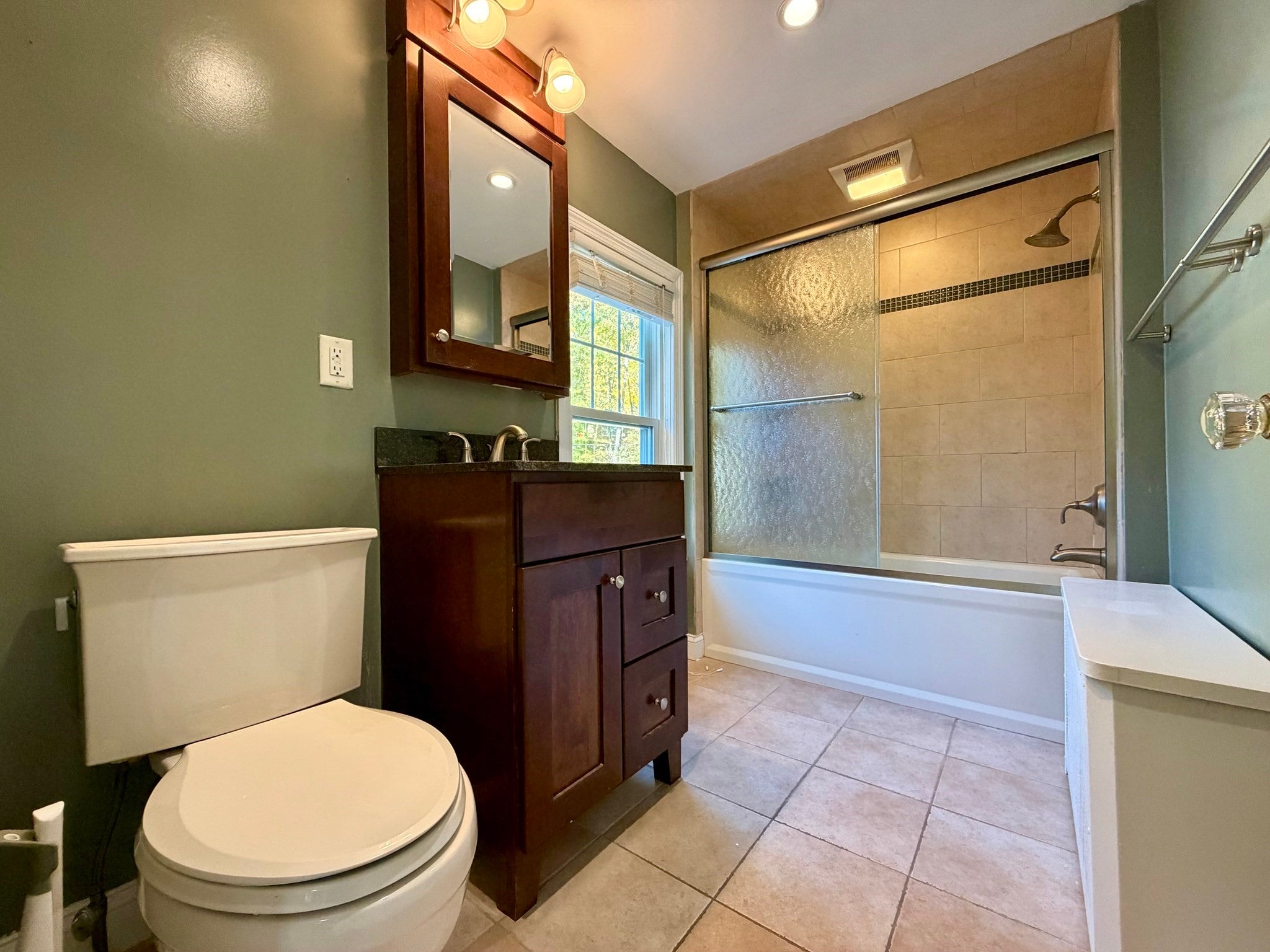 32 Wamsutta Avenue, Worcester, MA, 32 Wamsutta Avenue, Worcester, MA Photo #14