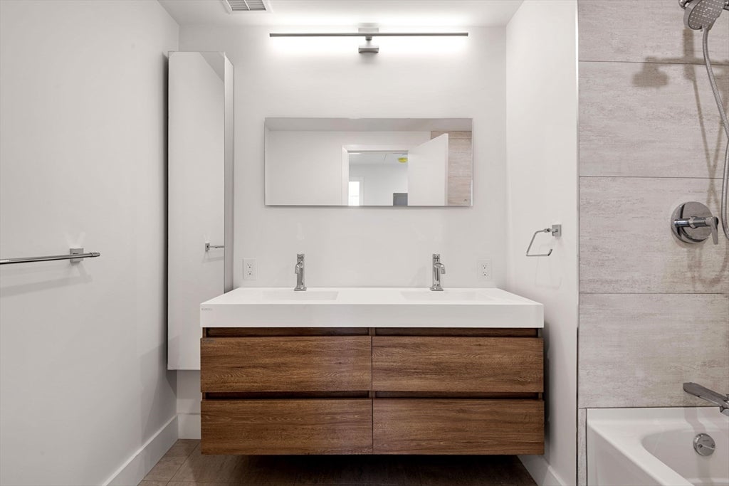 50 Jackson Street #104, Newton, MA, 50 Jackson Street #104, Newton, MA Photo #34