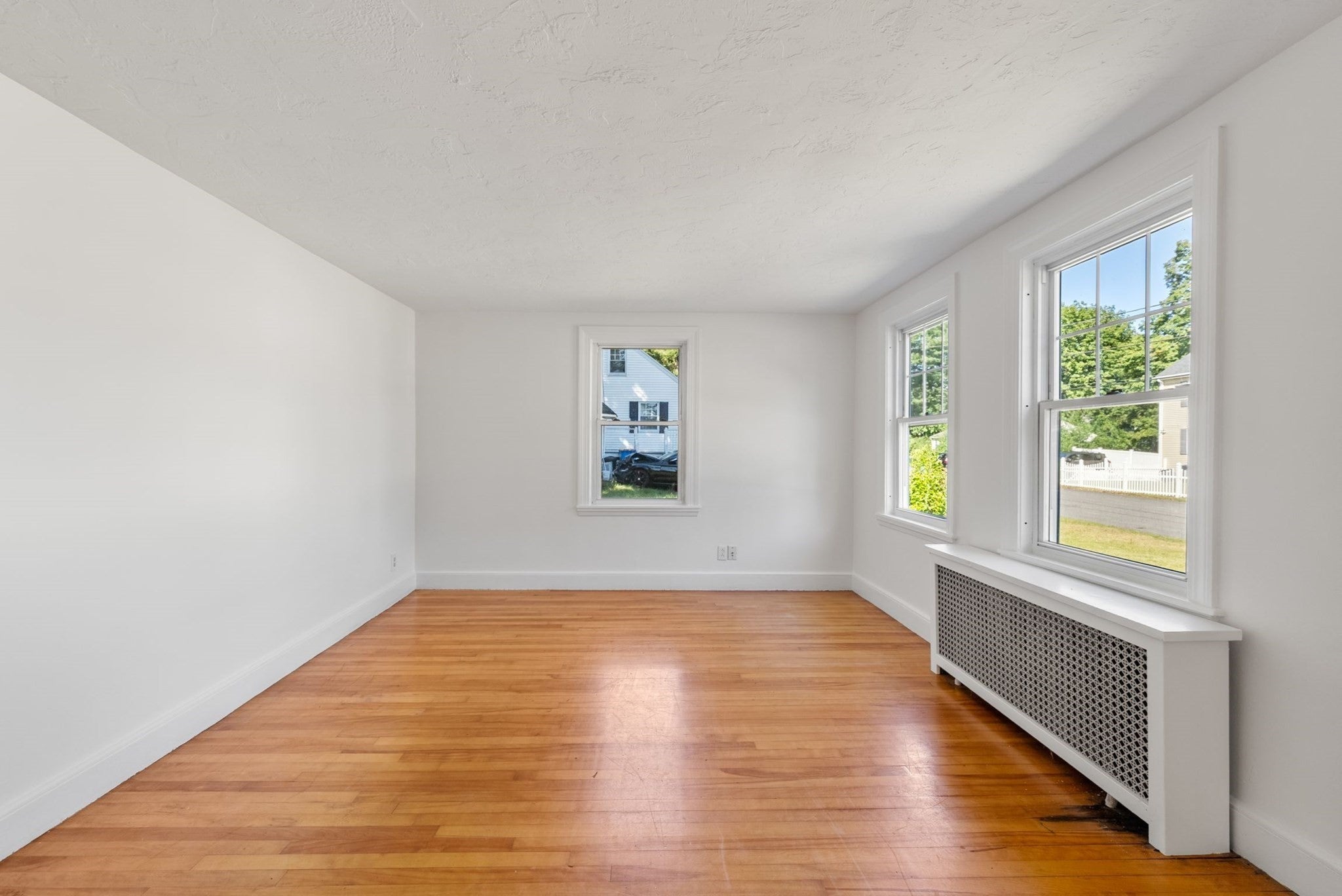 41 Jones Ave, Randolph, MA, 41 Jones Ave, Randolph, MA Photo #4