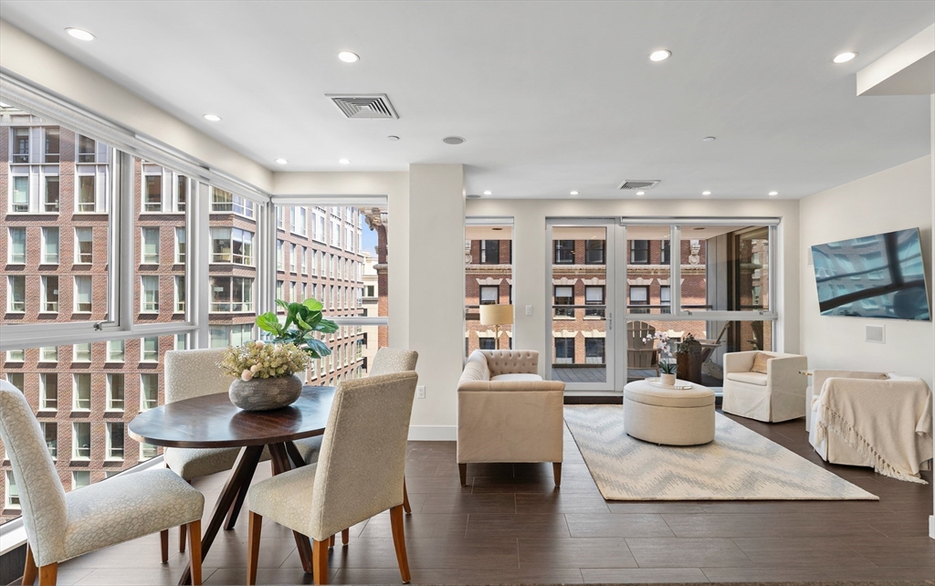 101 Broad St 8B