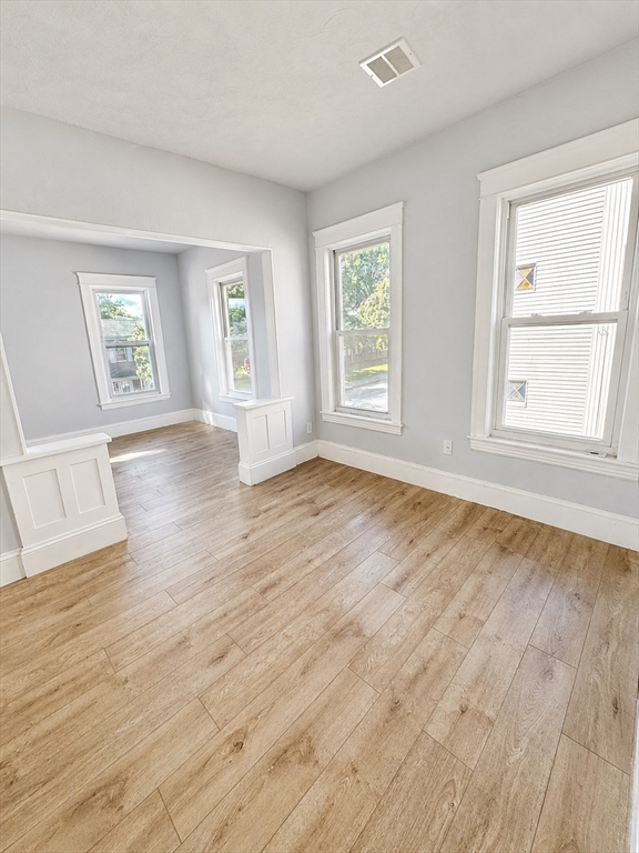 143 Dorcester St, Worcester, MA Photo #10