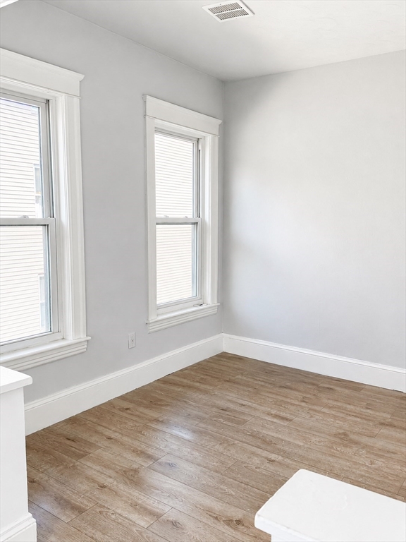 143 Dorcester St, Worcester, MA Photo #2