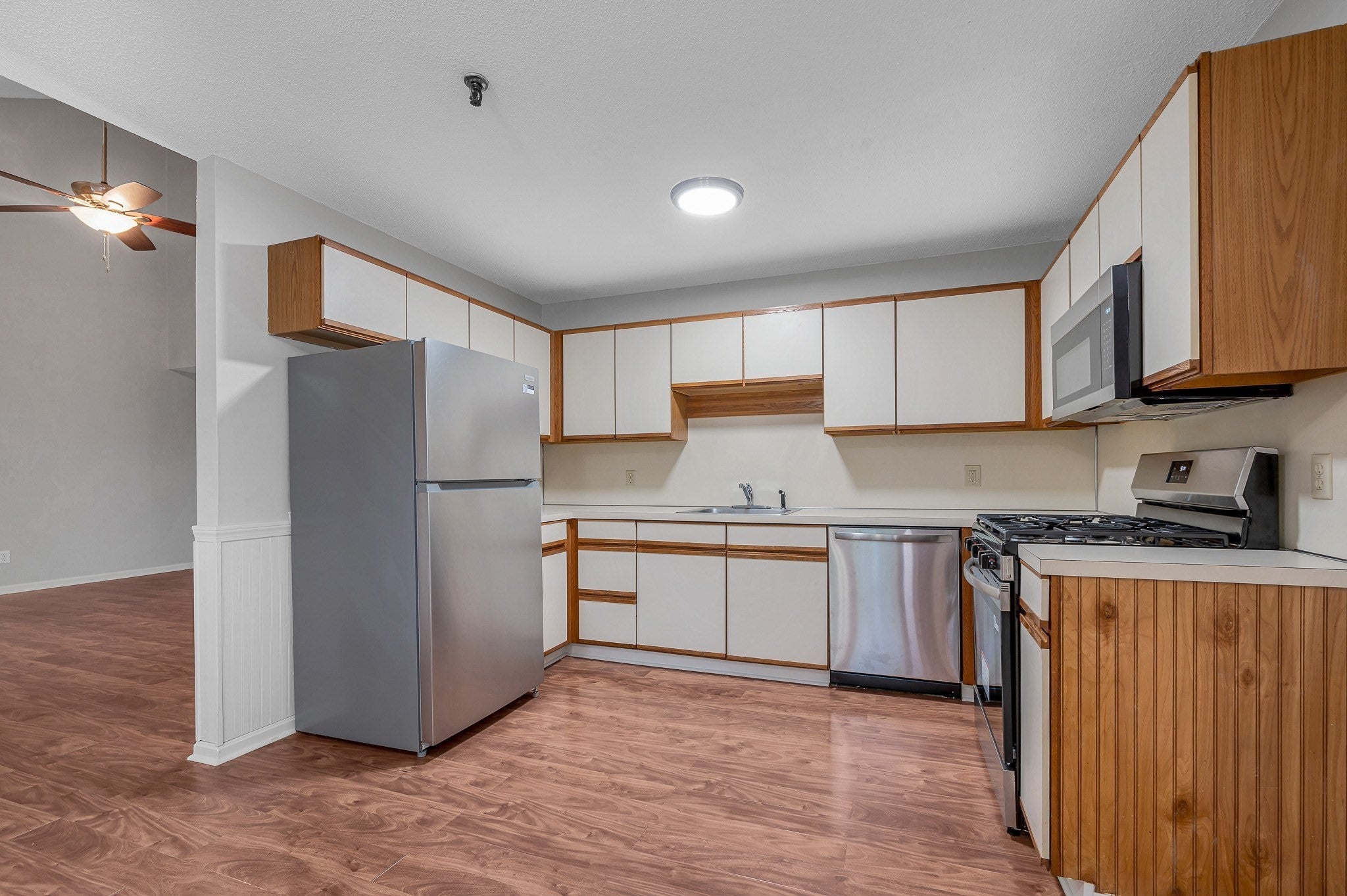 124 Tennis Plaza Rd #56, Dracut, MA, 124 Tennis Plaza Rd #56, Dracut, MA Photo #9
