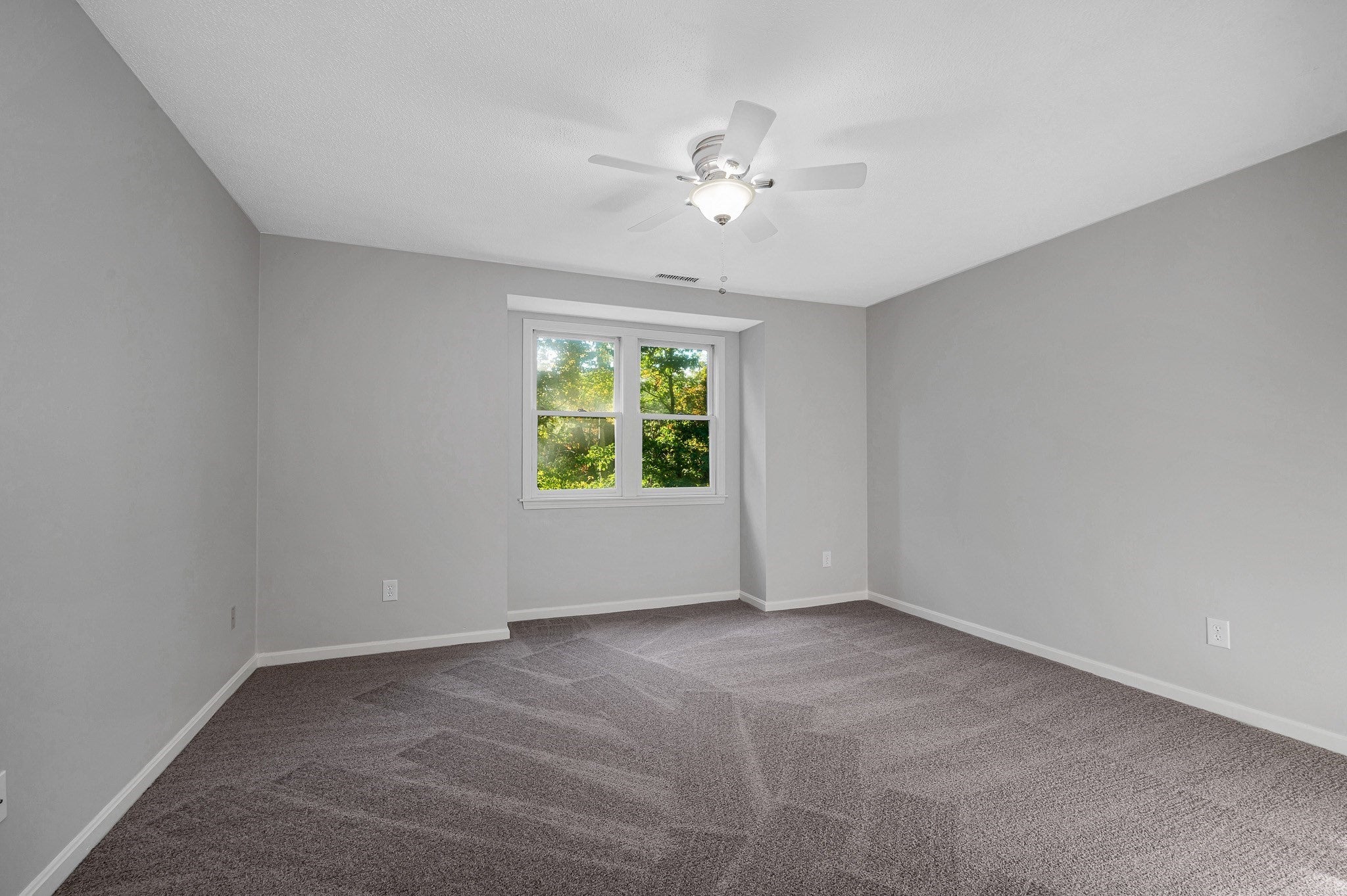 124 Tennis Plaza Rd #56, Dracut, MA, 124 Tennis Plaza Rd #56, Dracut, MA Photo #12