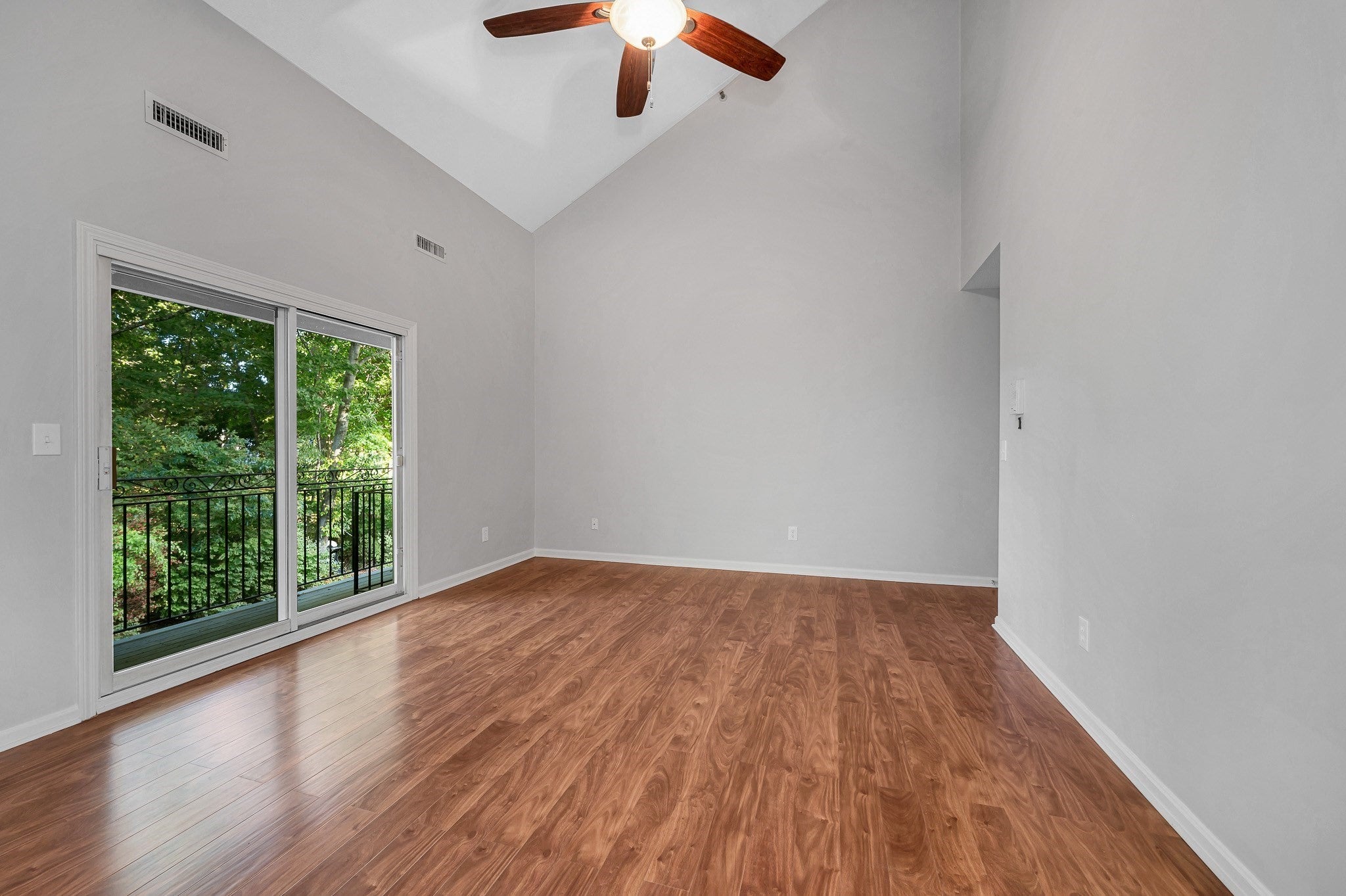 124 Tennis Plaza Rd #56, Dracut, MA, 124 Tennis Plaza Rd #56, Dracut, MA Photo #6