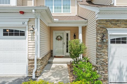 12 Bowood Ln 36 Marlborough MA 01752