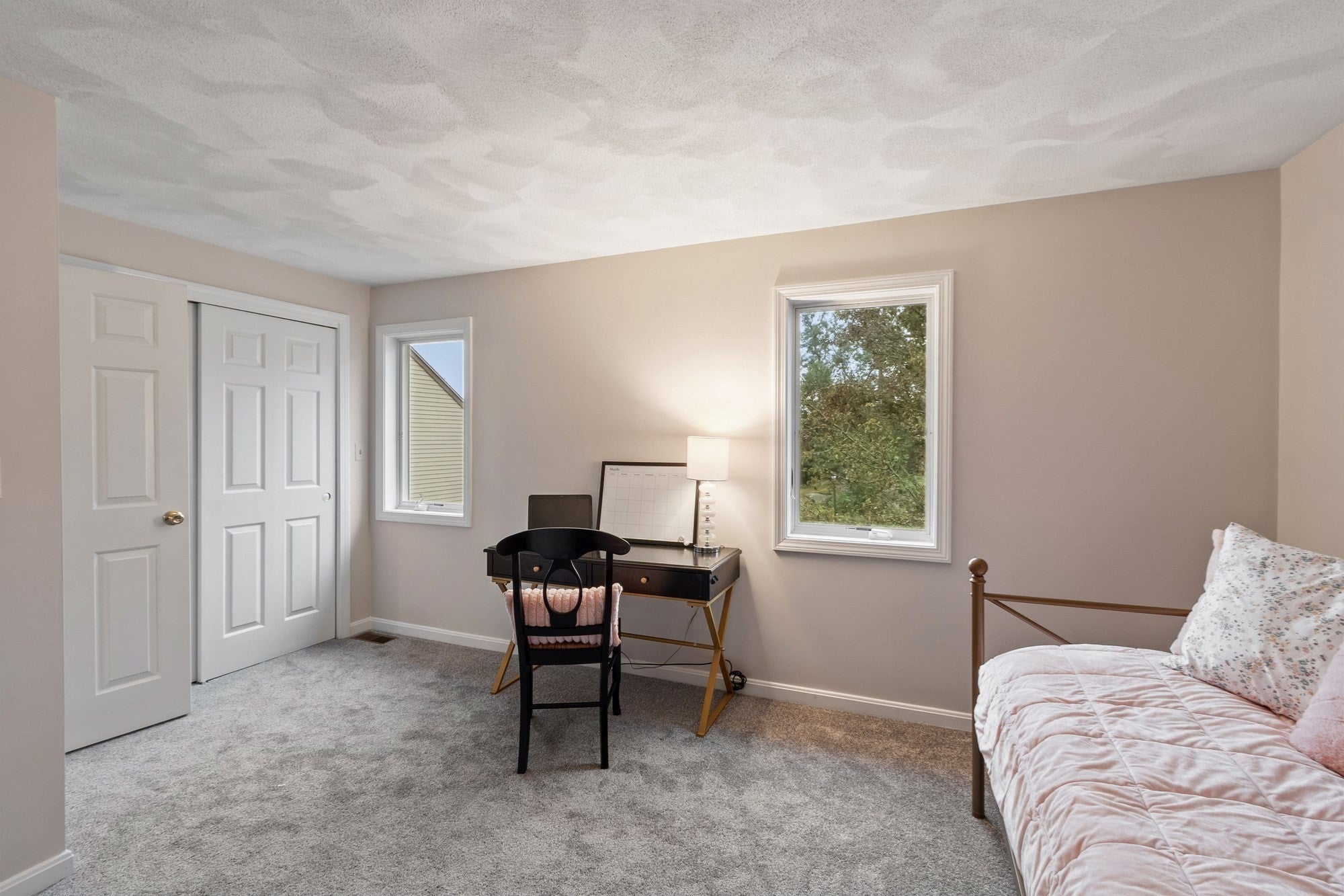 1904 Lewis O. Gray Drive #1904, Saugus, MA, 1904 Lewis O. Gray Drive #1904, Saugus, MA Photo #24