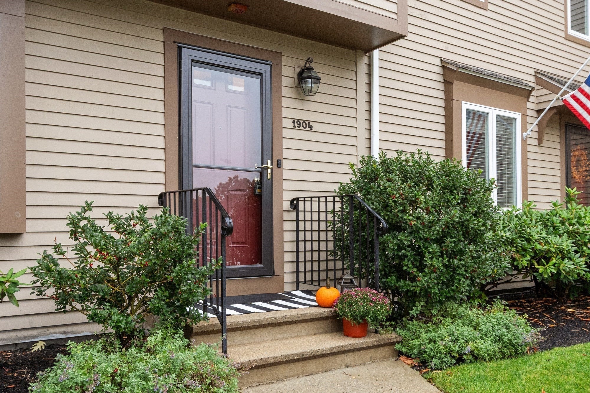 1904 Lewis O. Gray Drive 1904