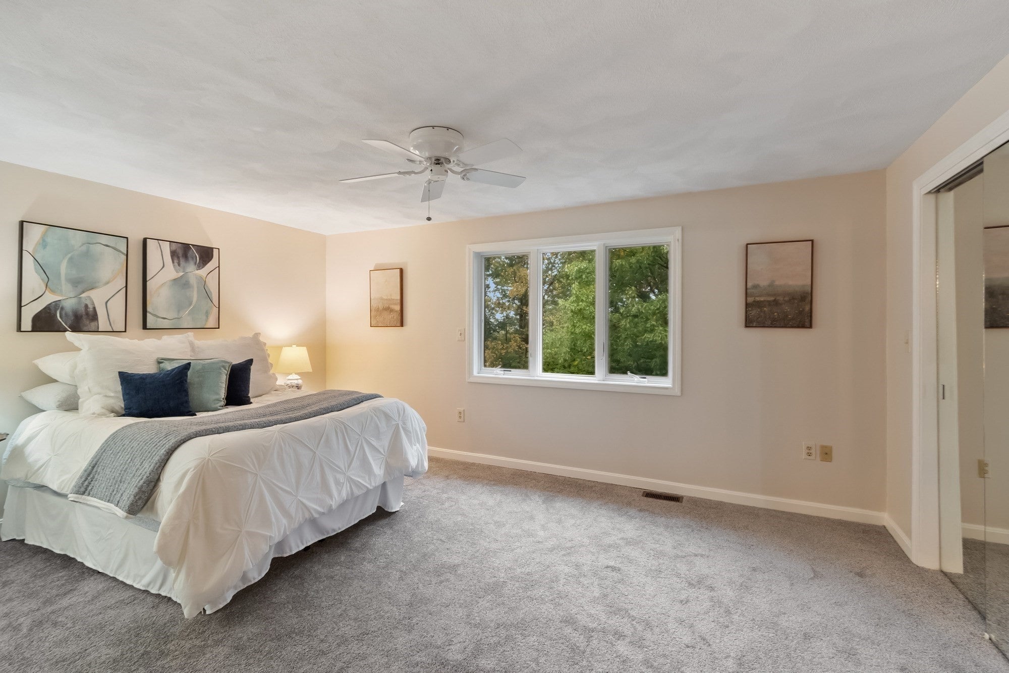 1904 Lewis O. Gray Drive #1904, Saugus, MA, 1904 Lewis O. Gray Drive #1904, Saugus, MA Photo #21