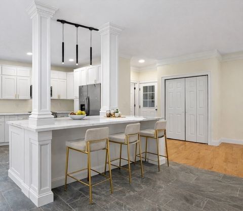 Photo of 12 Beale Street, Worcester, MA 01606 (MLS # 73481102)