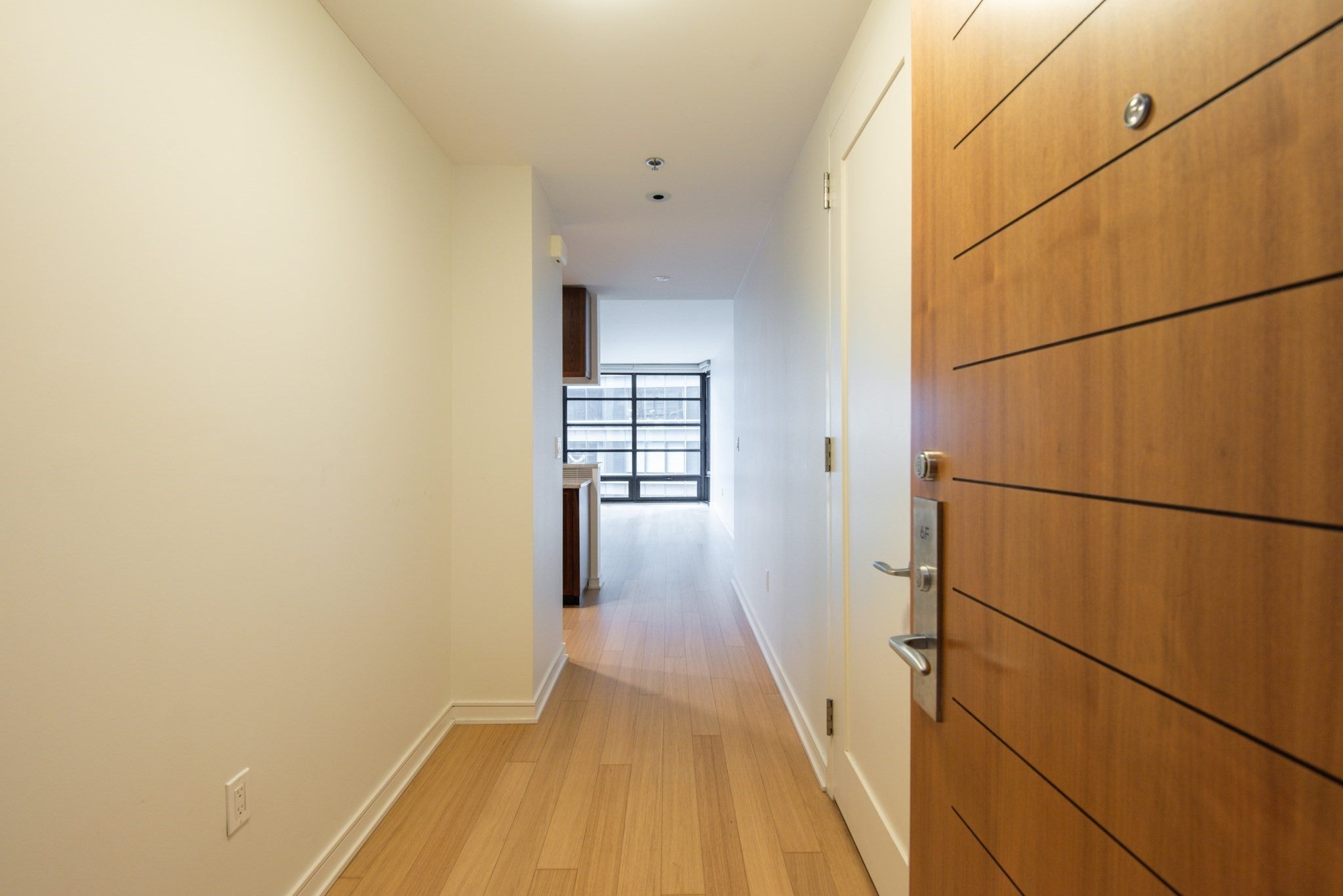 580 Washington St 6F