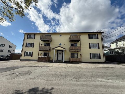 Photo of 24 Larch St #5, New Bedford, MA 02740 (MLS # 73504798)