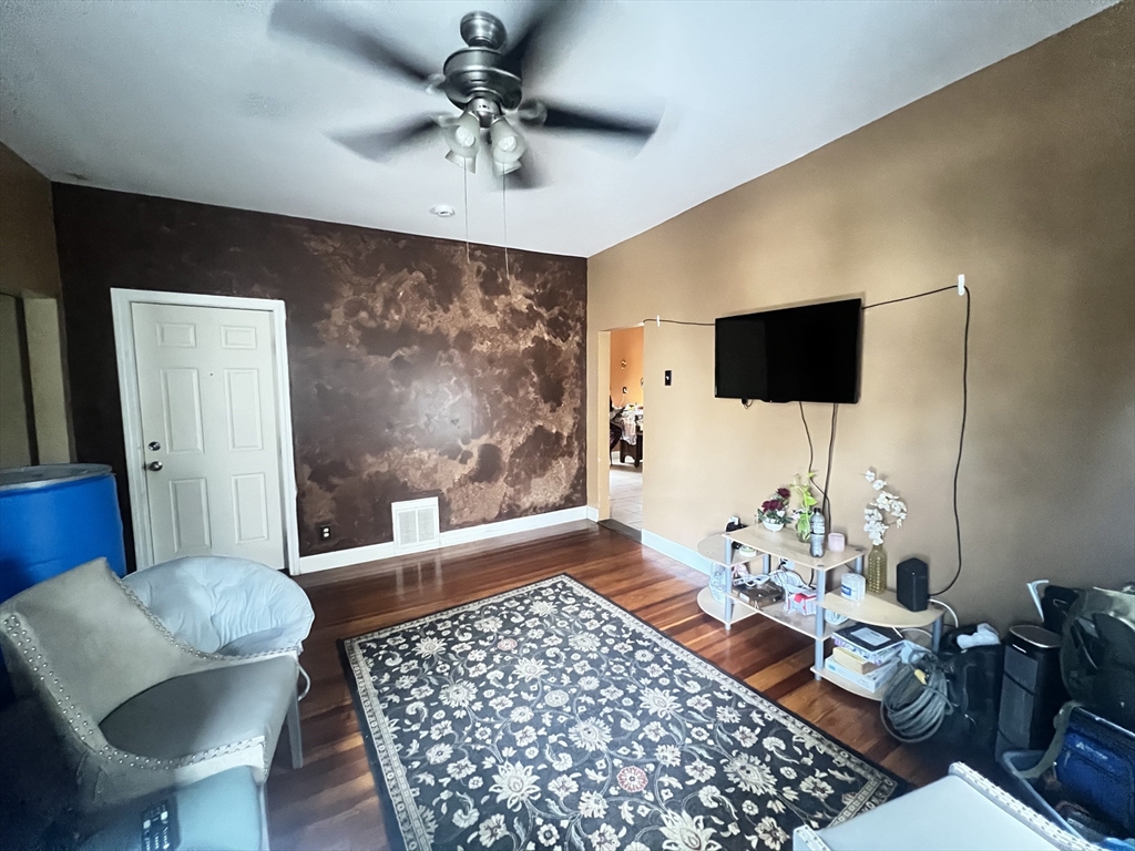 78 Addison St. B