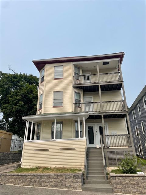 7 Wyman St Worcester MA 01610