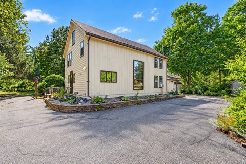 Photo of 184 Centre St, Danvers, MA 01923 (MLS # 73594291)
