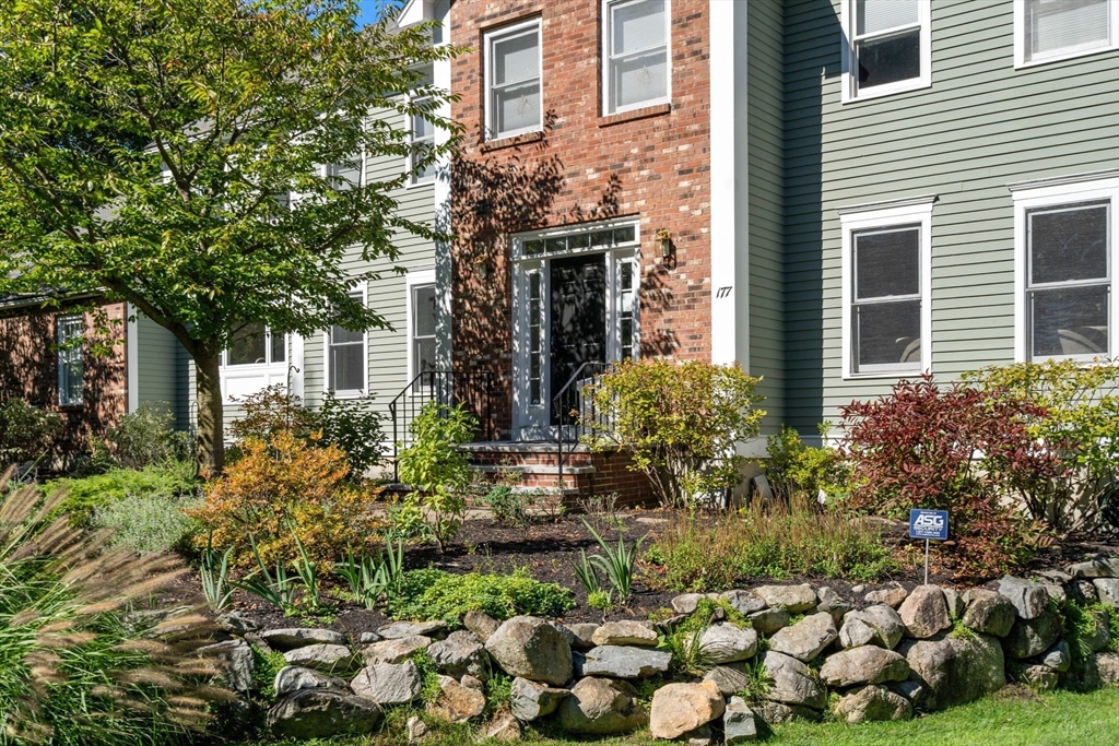 177 Bay Colony Drive