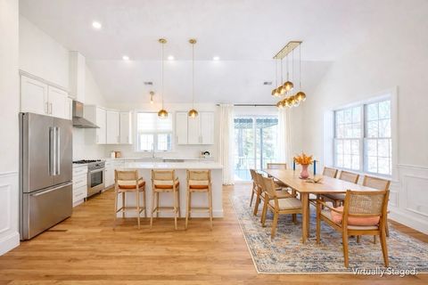 Photo of 261 Main St #1, Shrewsbury, MA 01545 (MLS # 73483655)