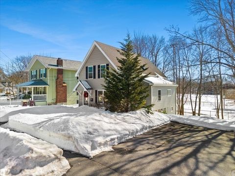 148 Chard St Weymouth MA 02189